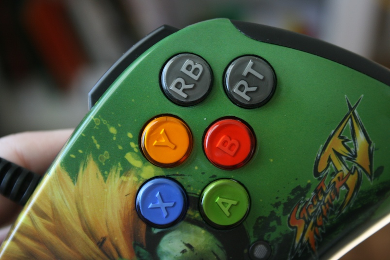 Illustration for article titled Mad Catz Street Fighter IV FightPad Review: I'm Going to Kill You So, So Bad